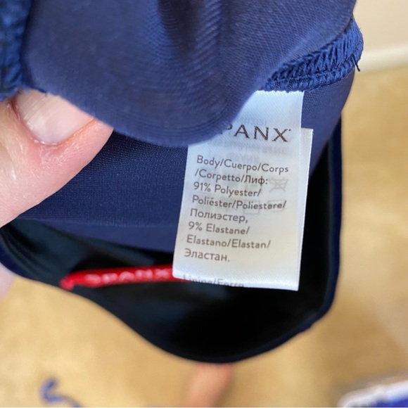 Spanx Blue Velvet Leggings - Picture 6 of 7